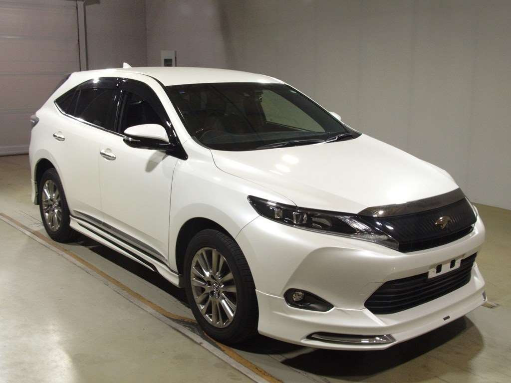 2015 Toyota Harrier ZSU65W[2]