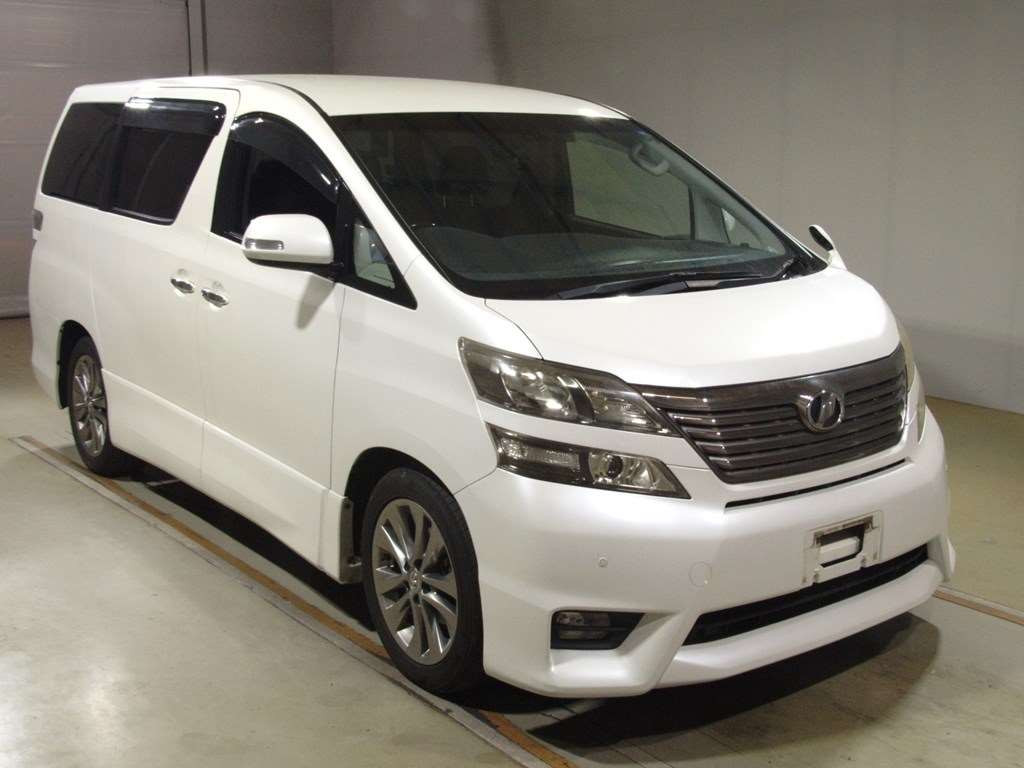 2011 Toyota Vellfire ANH20W[2]