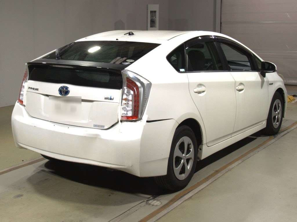 2012 Toyota Prius ZVW30[1]