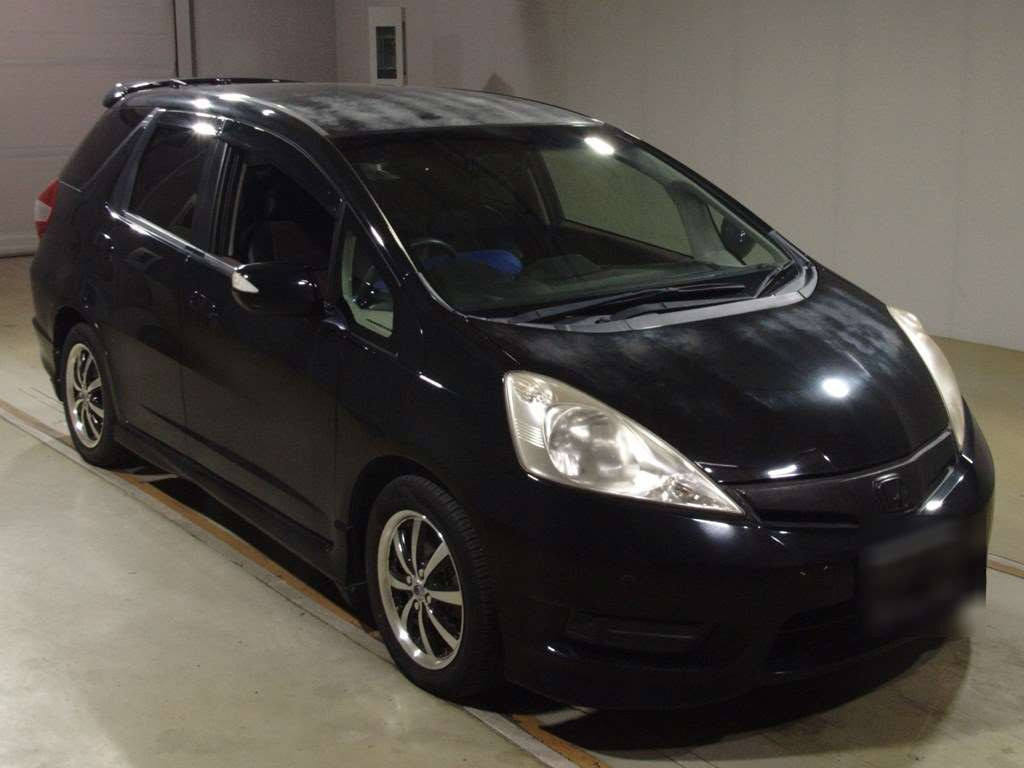 2012 Honda Fit Shuttle GG7[2]