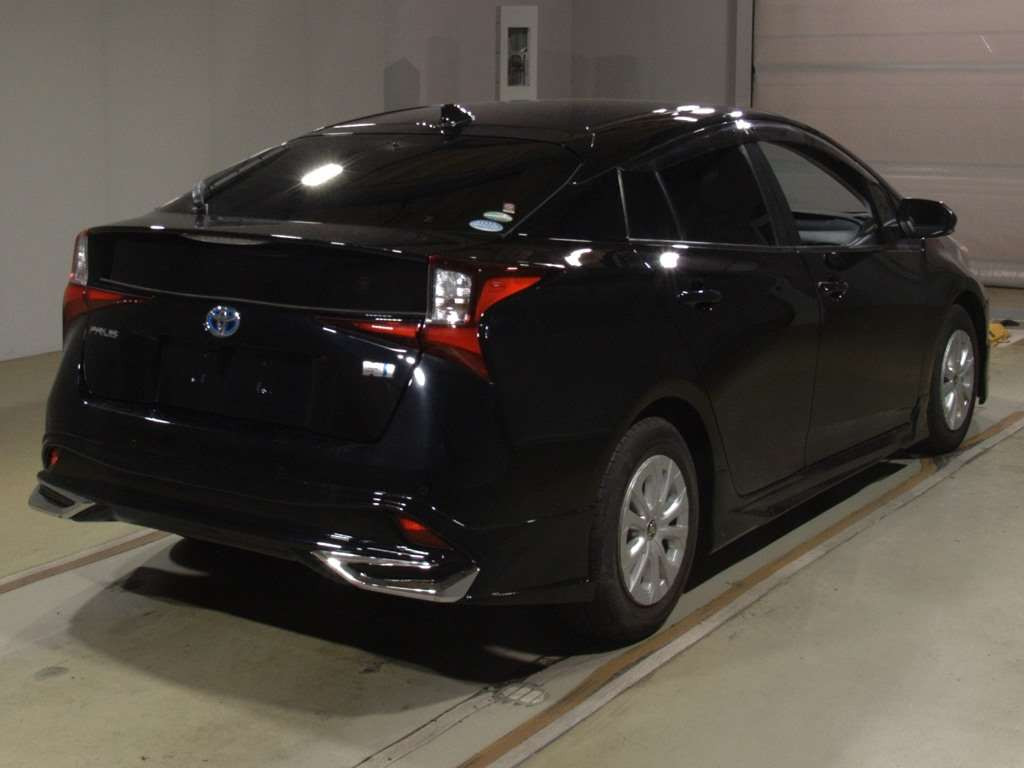 2021 Toyota Prius ZVW51[1]