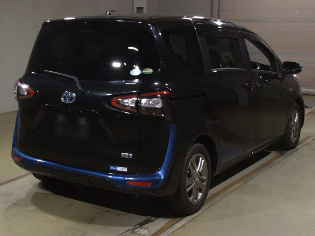 2016 Toyota Sienta NHP170G[1]