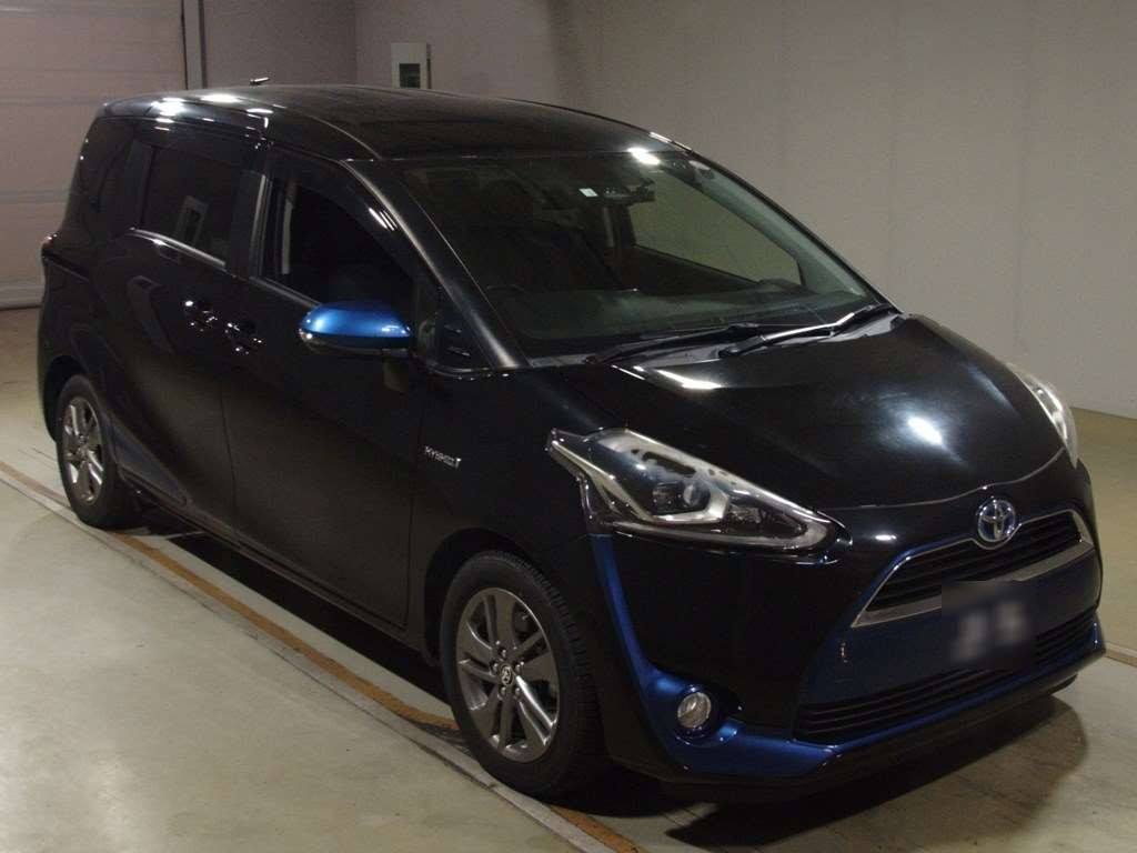 2016 Toyota Sienta NHP170G[2]