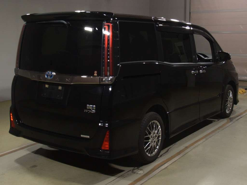 2021 Toyota Noah ZWR80W[1]