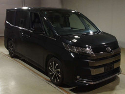 2023 Toyota Noah