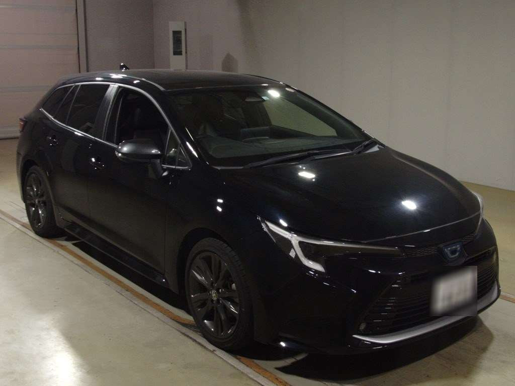 2022 Toyota Corolla Touring Wagon ZWE215W[2]