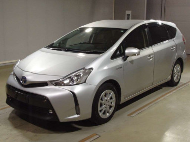 2015 Toyota Prius alpha