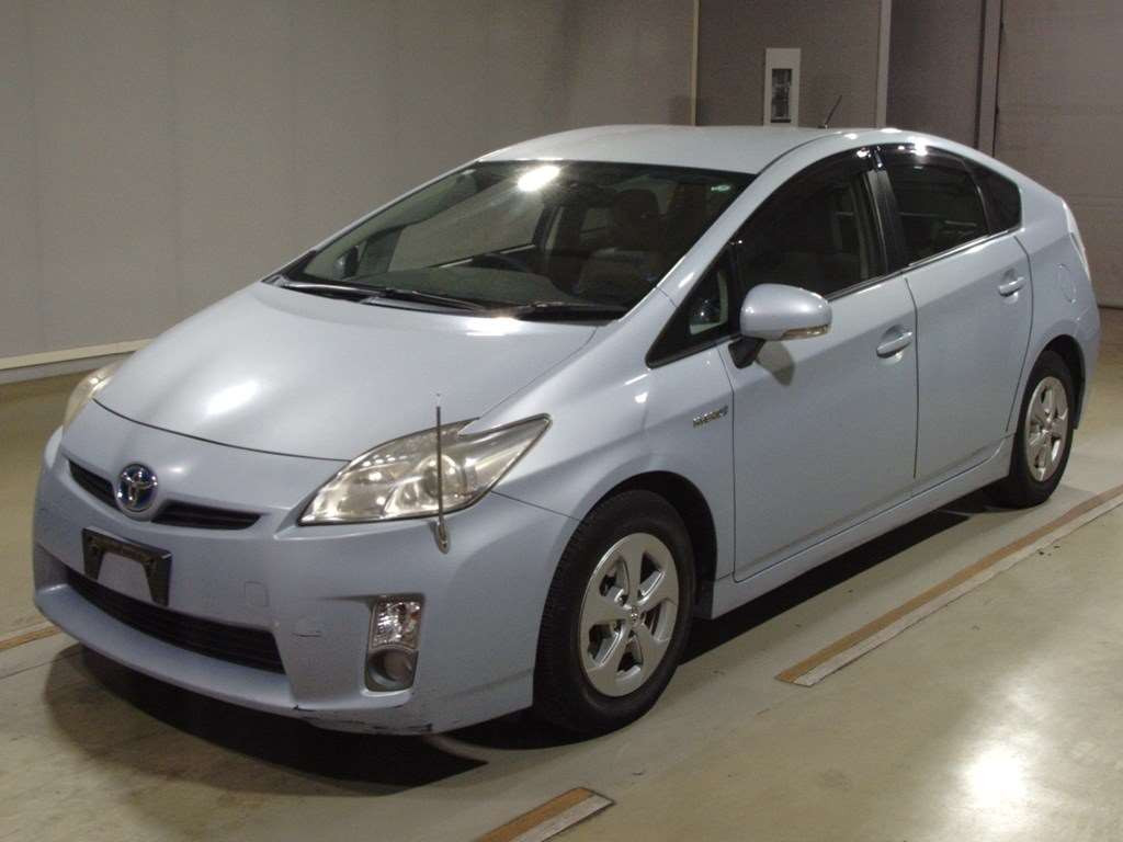 2010 Toyota Prius ZVW30[0]