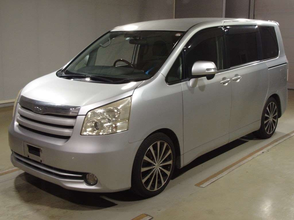 2008 Toyota Noah ZRR70G[0]