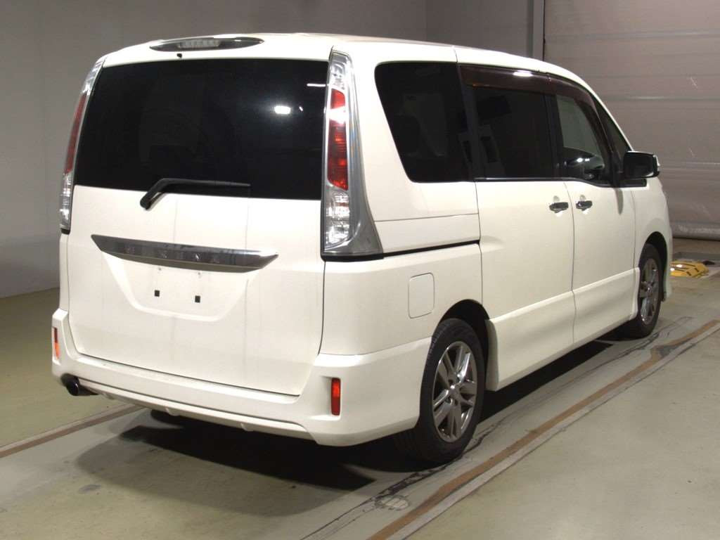 2011 Nissan Serena C26[1]