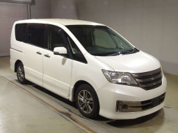 2011 Nissan Serena