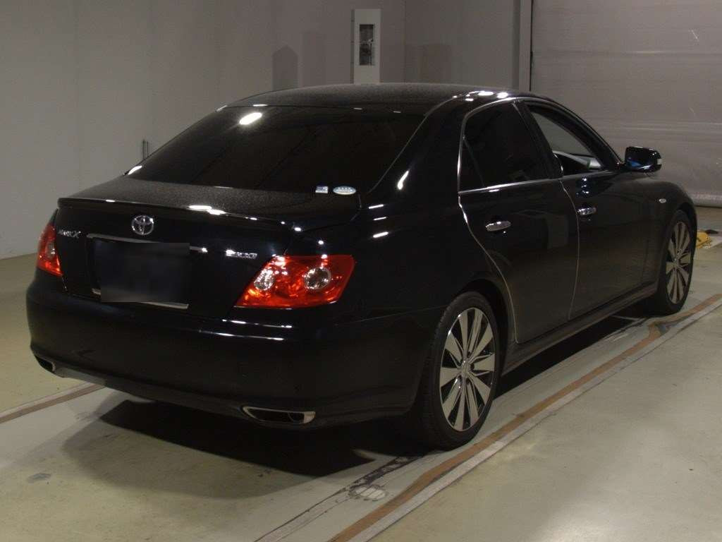 2005 Toyota Mark X GRX120[1]