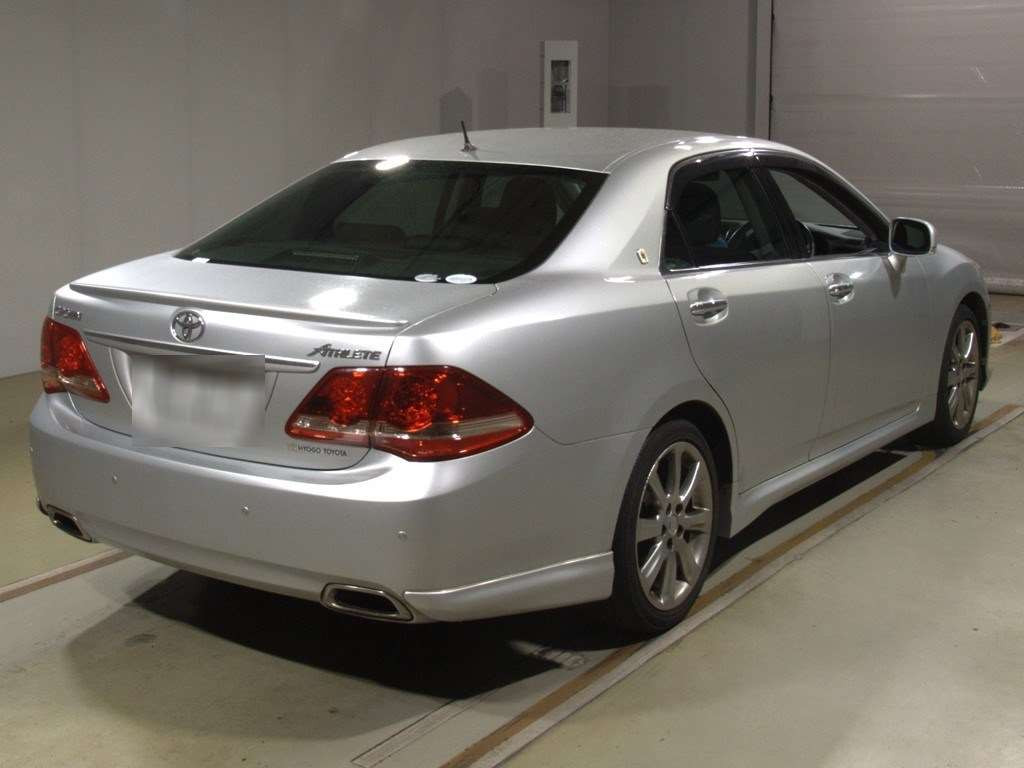 2008 Toyota Crown GRS200[1]