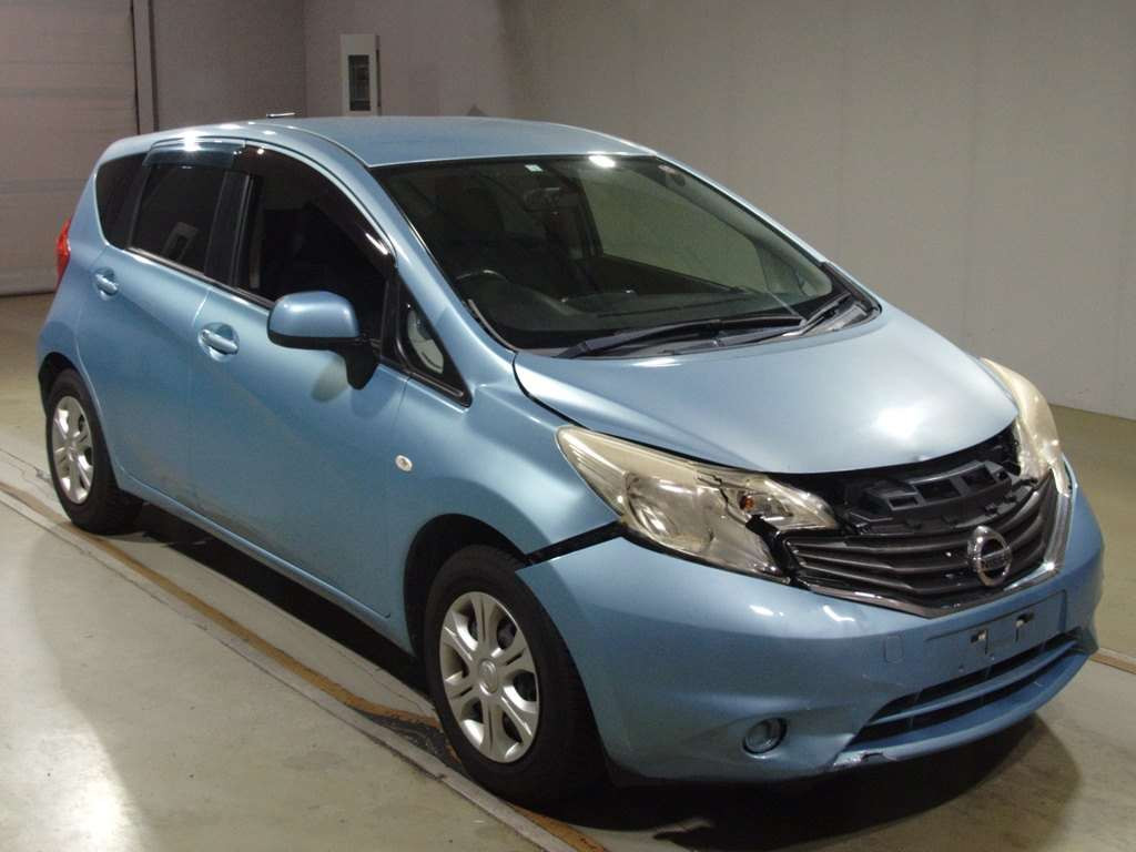 2014 Nissan Note E12[2]