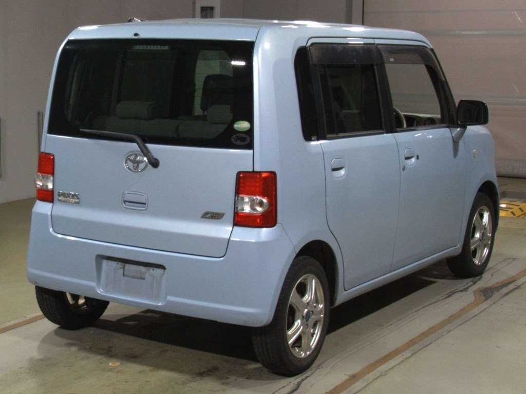 2012 Toyota Pixis Space L575A[1]