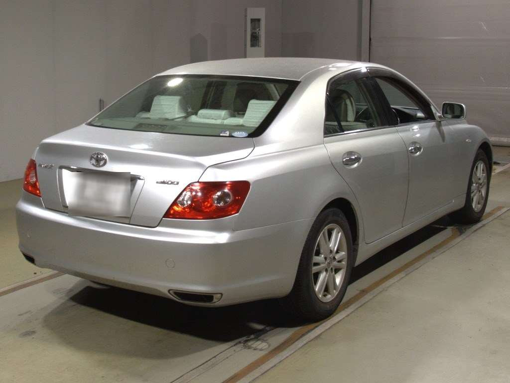 2005 Toyota Mark X GRX120[1]