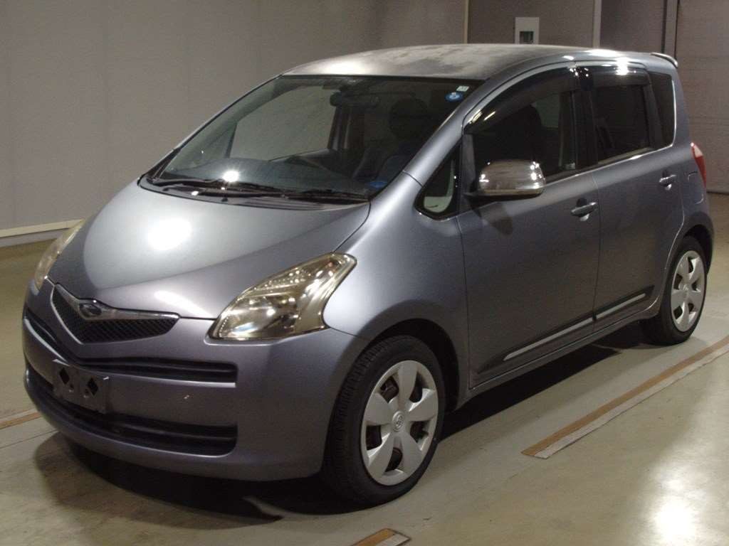 2005 Toyota Ractis NCP100[0]