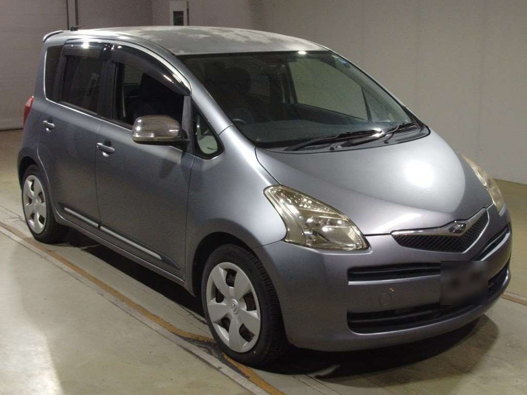 2005 Toyota Ractis NCP100[2]