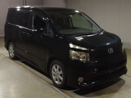 2008 Toyota Voxy