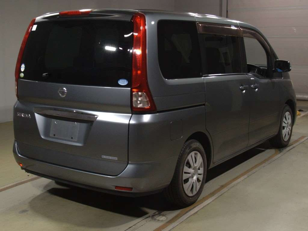 2010 Nissan Serena C25[1]