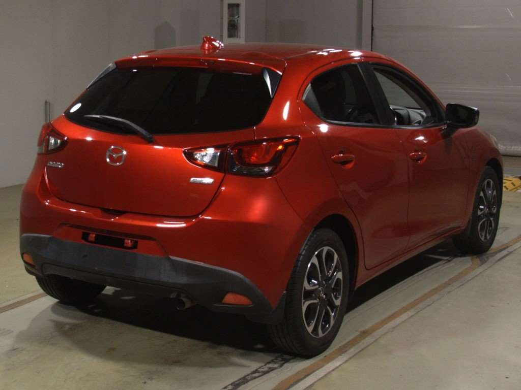 2014 Mazda Demio DJ3FS[1]