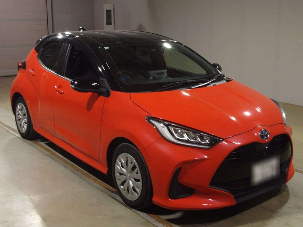 2021 Toyota YARIS MXPH10[2]