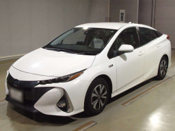 2019 Toyota Prius PHV