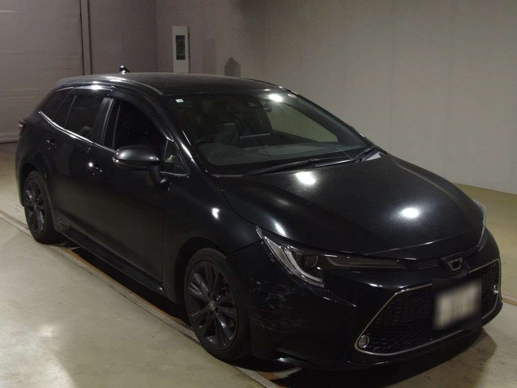 2020 Toyota Corolla Touring Wagon ZRE212W[2]