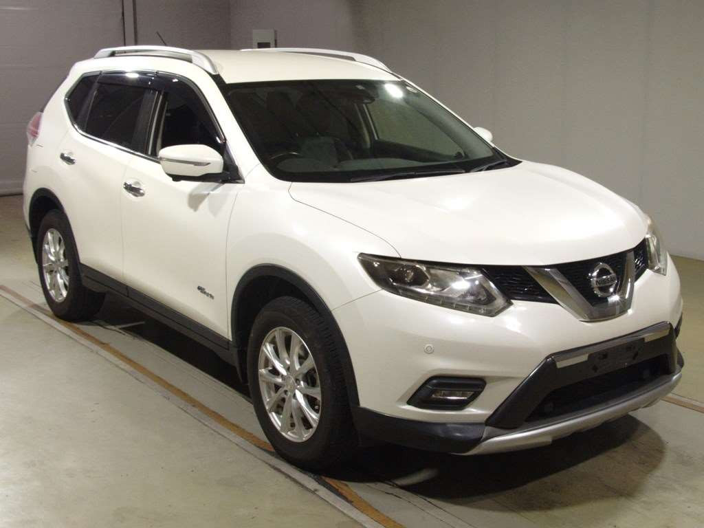 2016 Nissan X-Trail HT32[2]