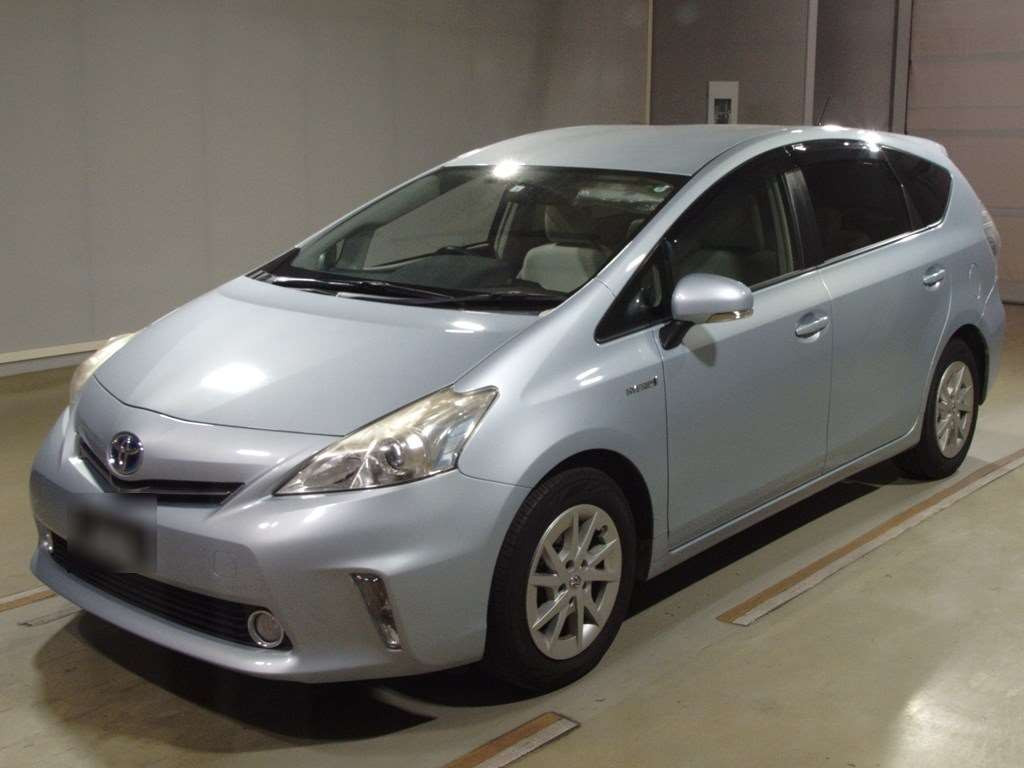 2012 Toyota Prius alpha ZVW41W[0]