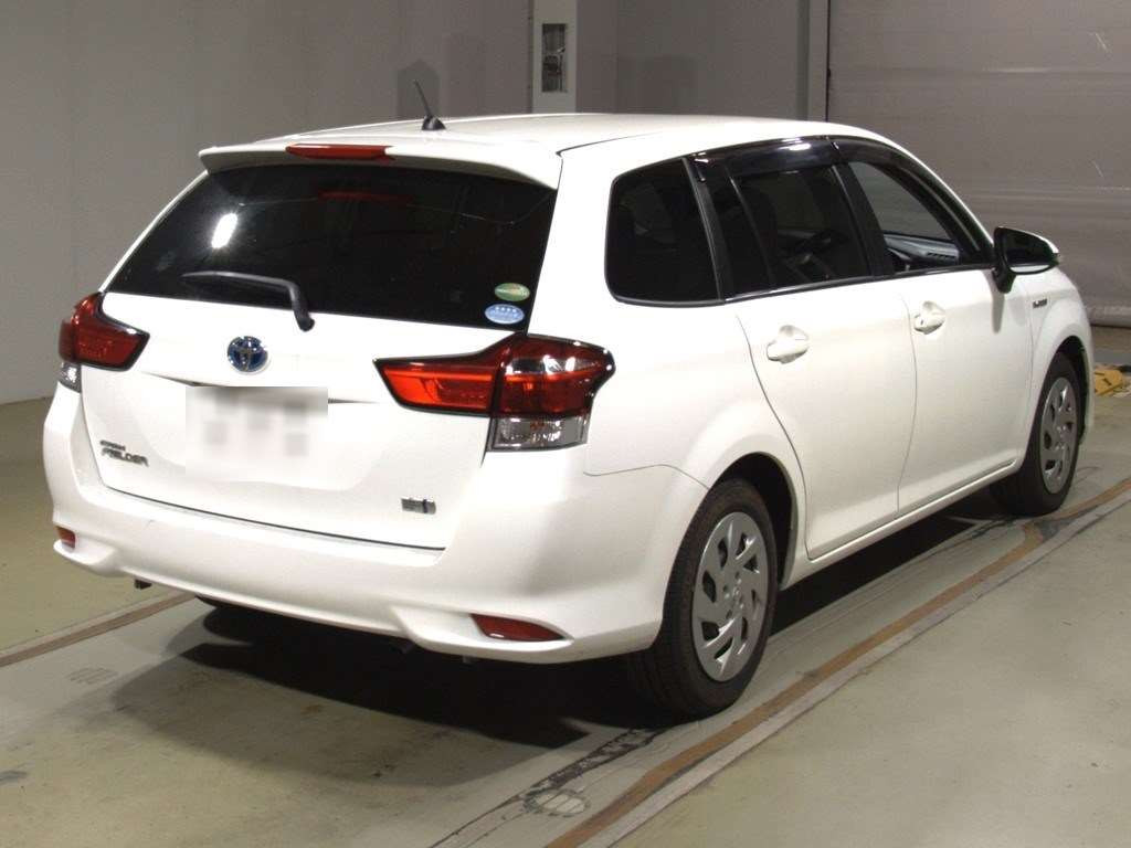 2019 Toyota Corolla Fielder NKE165G[1]