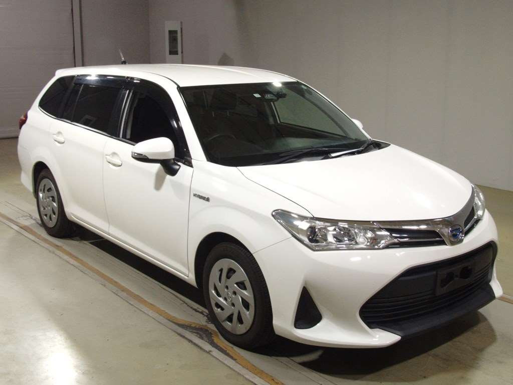 2019 Toyota Corolla Fielder NKE165G[2]