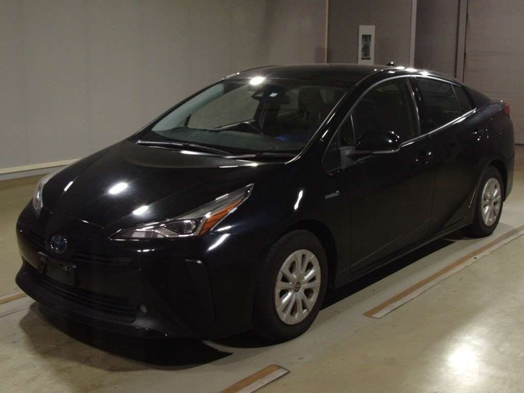 2019 Toyota Prius ZVW55[0]