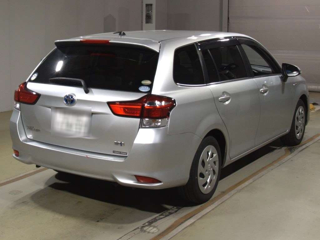 2019 Toyota Corolla Fielder NKE165G[1]