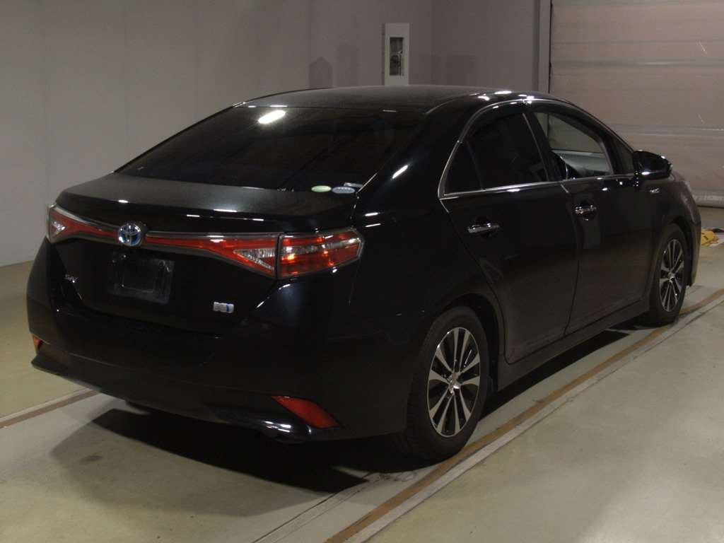 2014 Toyota SAI AZK10[1]