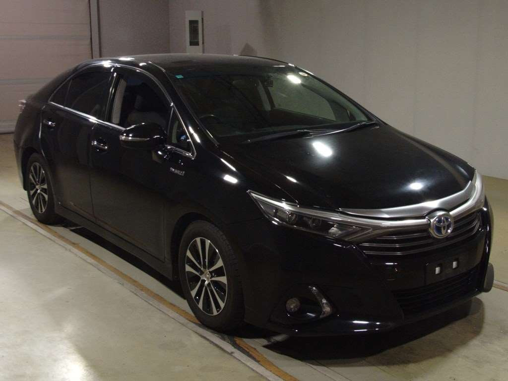 2014 Toyota SAI AZK10[2]