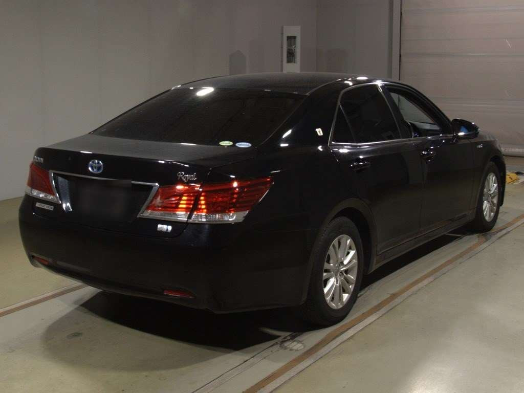 2014 Toyota Crown Hybrid AWS210[1]