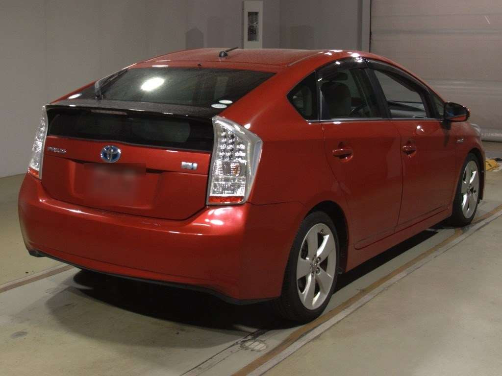 2010 Toyota Prius ZVW30[1]