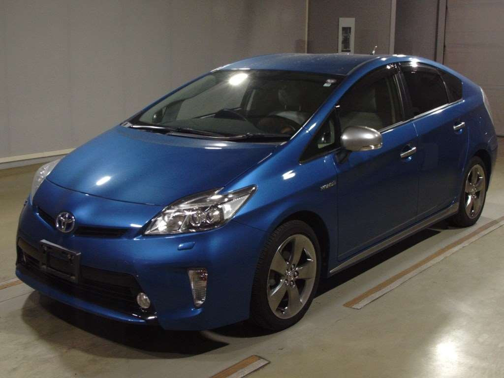 2013 Toyota Prius ZVW30[0]