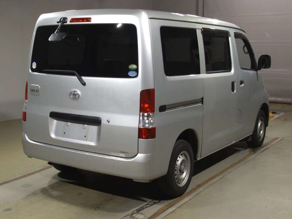 2017 Toyota Townace Van S402M[1]