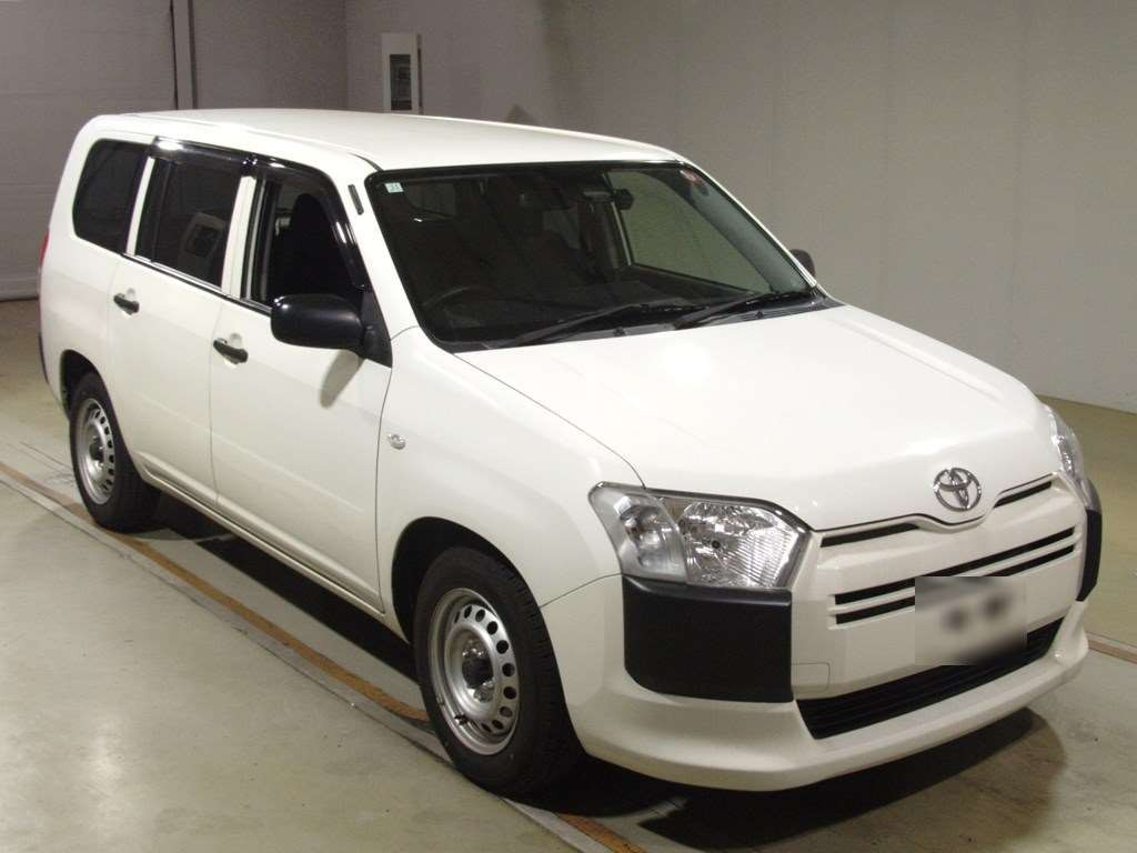 2017 Toyota Probox NCP160V[2]