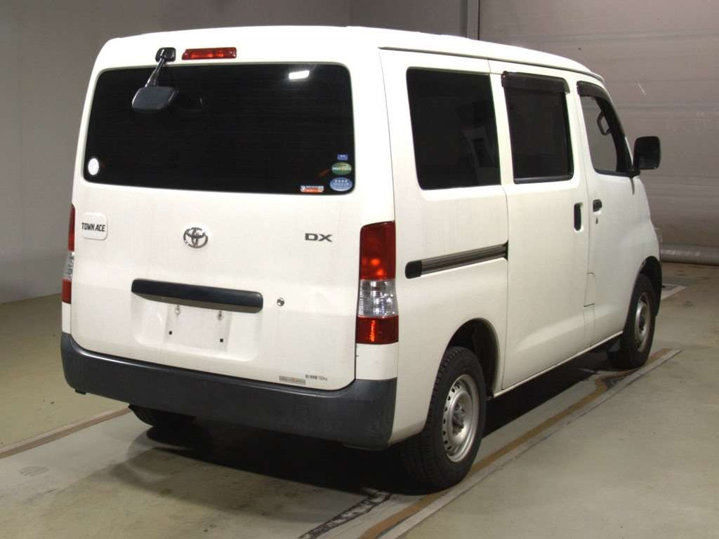 2016 Toyota Townace Van S402M[1]