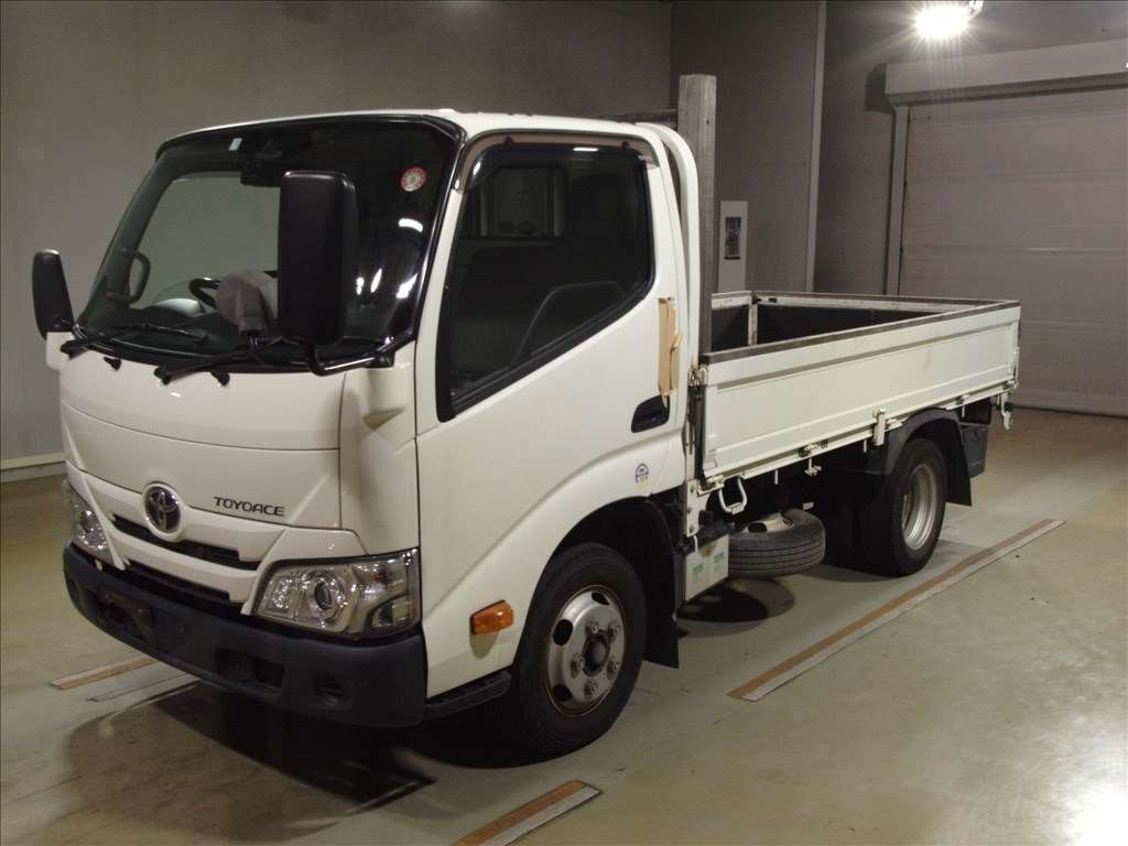 2019 Toyota Toyoace Truck XZC605[0]