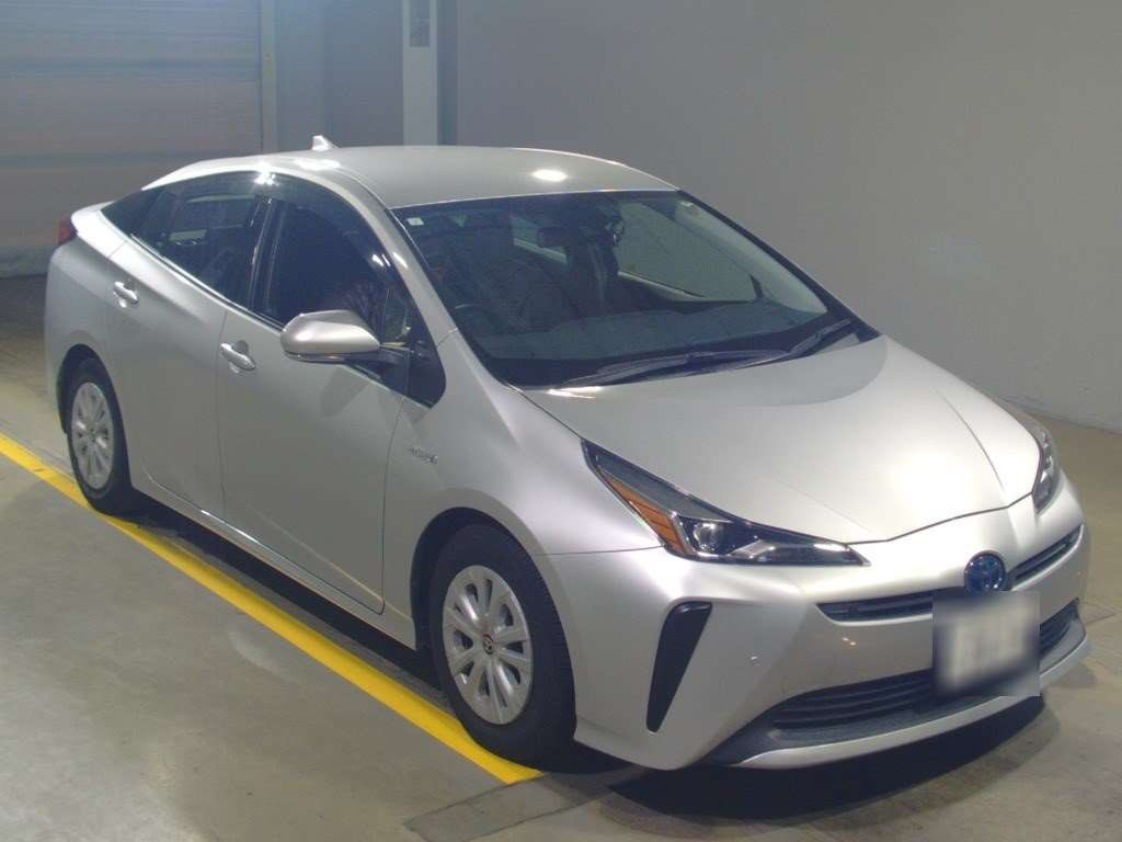 2019 Toyota Prius ZVW51[2]