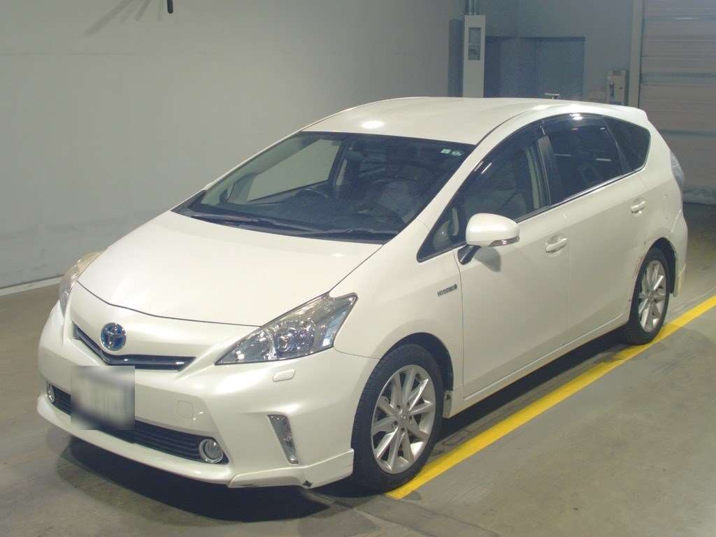 2013 Toyota Prius alpha ZVW40W[0]