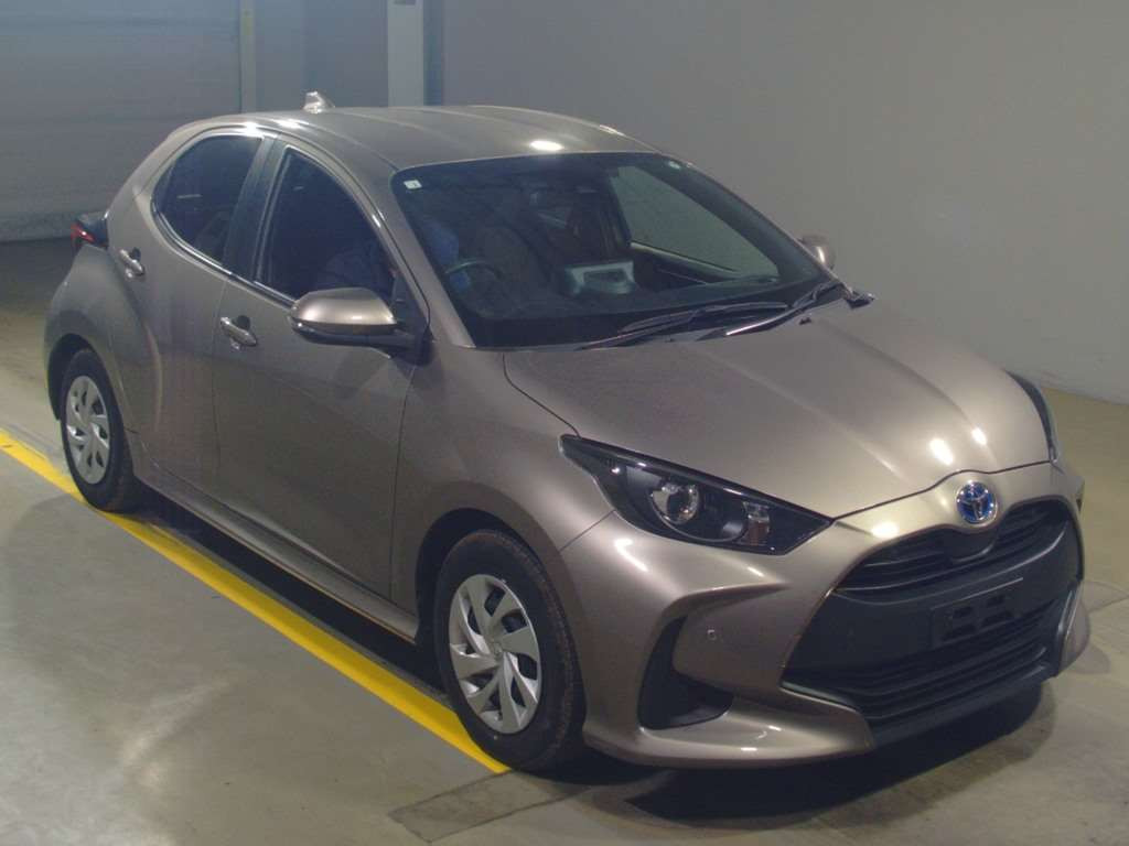 2021 Toyota YARIS MXPH10[2]