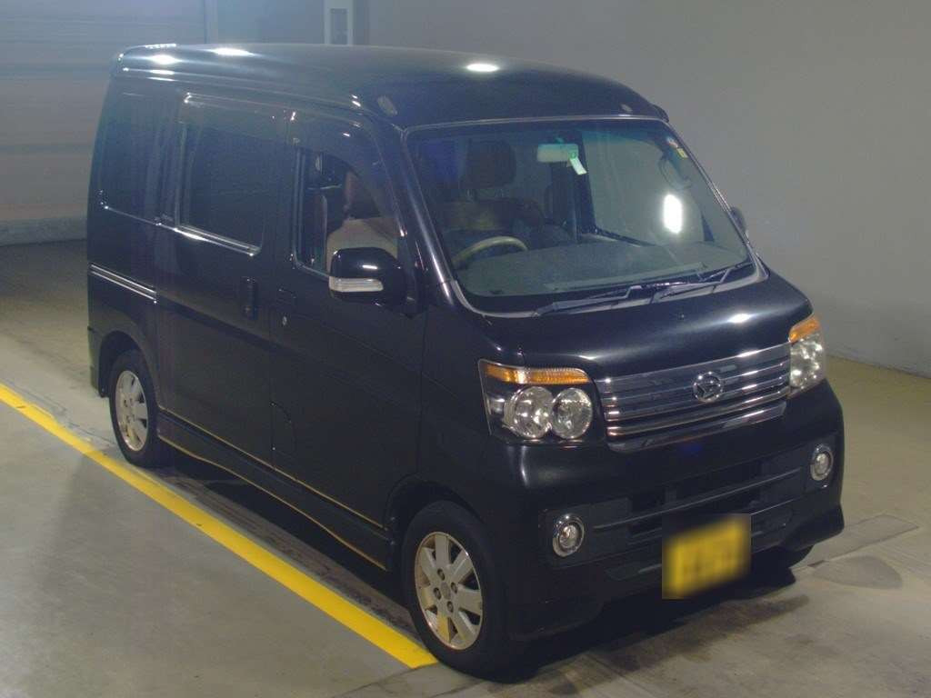 2014 Daihatsu Atrai Wagon S321G[2]