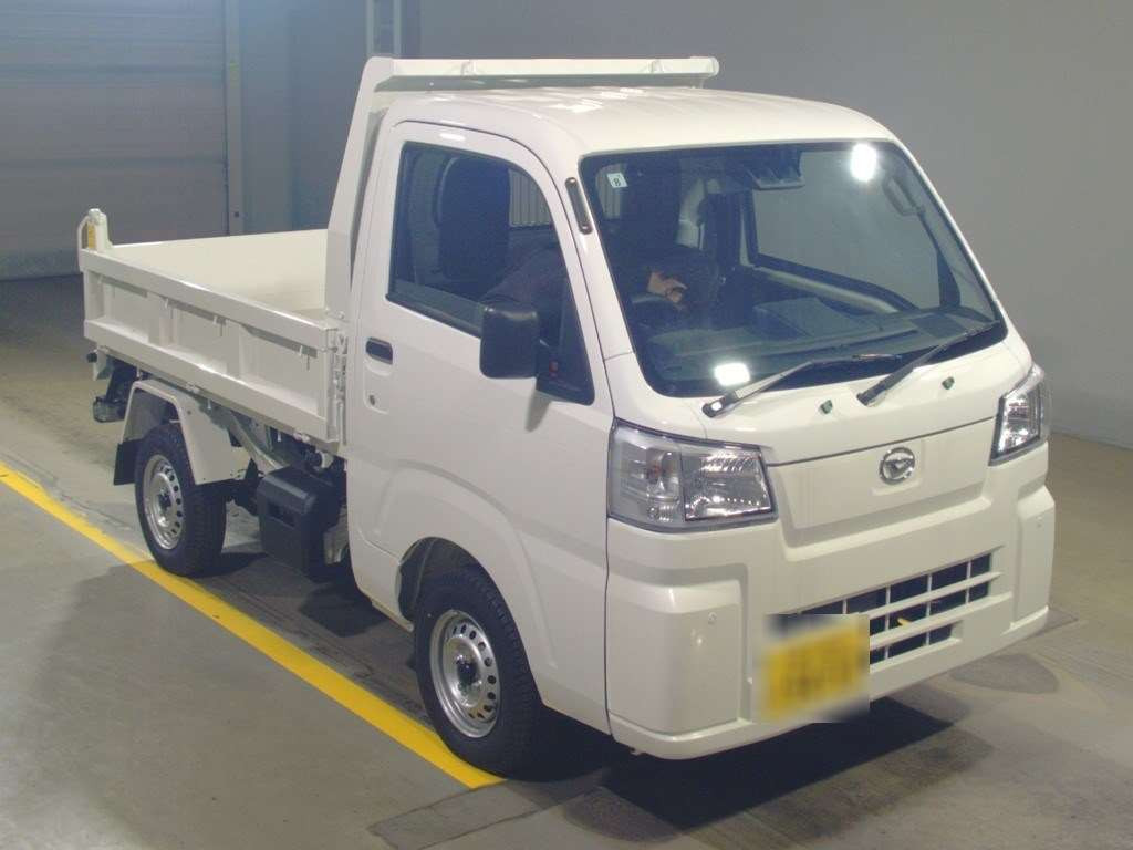 2024 Daihatsu Hijet Truck S510P[2]