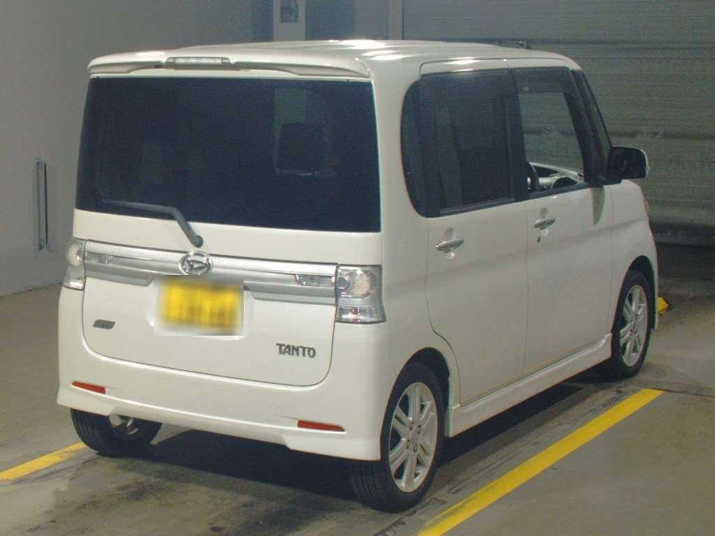 2012 Daihatsu Tanto Custom L375S[1]