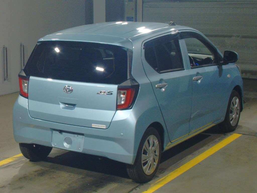 2021 Daihatsu Mira es LA350S[1]